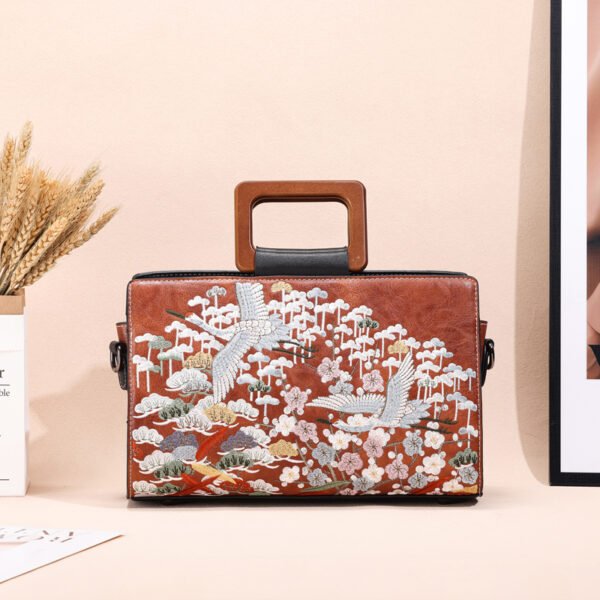 Bolso 8065# Bordado Marrón Main