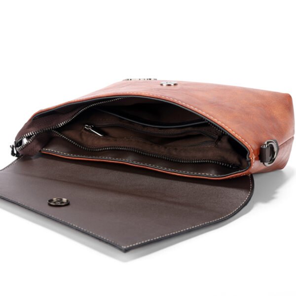 Bolso 945# Bordado Marrón Interior