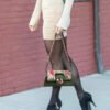 Bolso 946# Bordado Verde Modelo Mano
