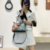 Bolso A944# Bordado Azul Modelo Hombro