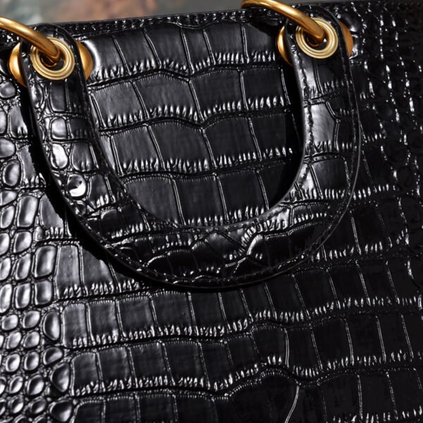 Bolso C6621 6# Relieve Morado Asa